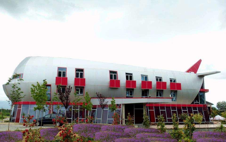 Hotel Vila Aeroport Rinas Extérieur photo